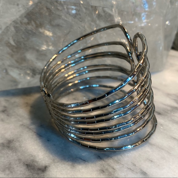 Silver Hinged Split 3-Loop Cuff - Picture 3 of 9
